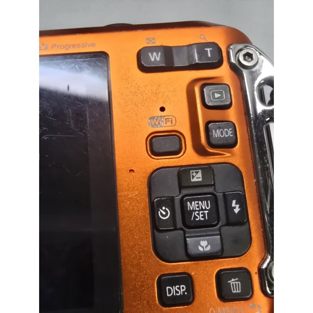 Panasonic Lumix DMC-TS5 16.1 MP Digital Camera Waterproof With 2 Chargers & Case - Picture 13 of 16